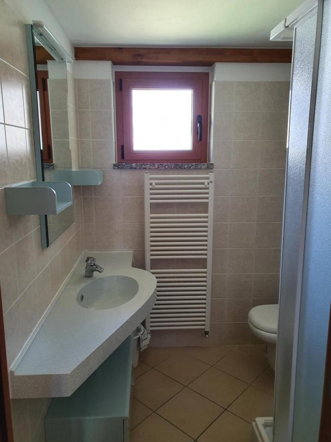 Bungalows In Camping Solarium Домасо Екстериор снимка